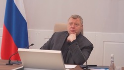 Астраханский губернатор провёл расширенное совещание по проблемам облцентра