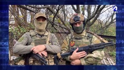Астраханские бойцы СВО во время прямой линии попросили у губернатора рации