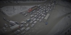 Из-за непогоды в Астрахани появились километровые пробки