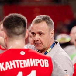 Дмитрий Карлов покинул пост главного тренера гандбольного клуба «Динамо»